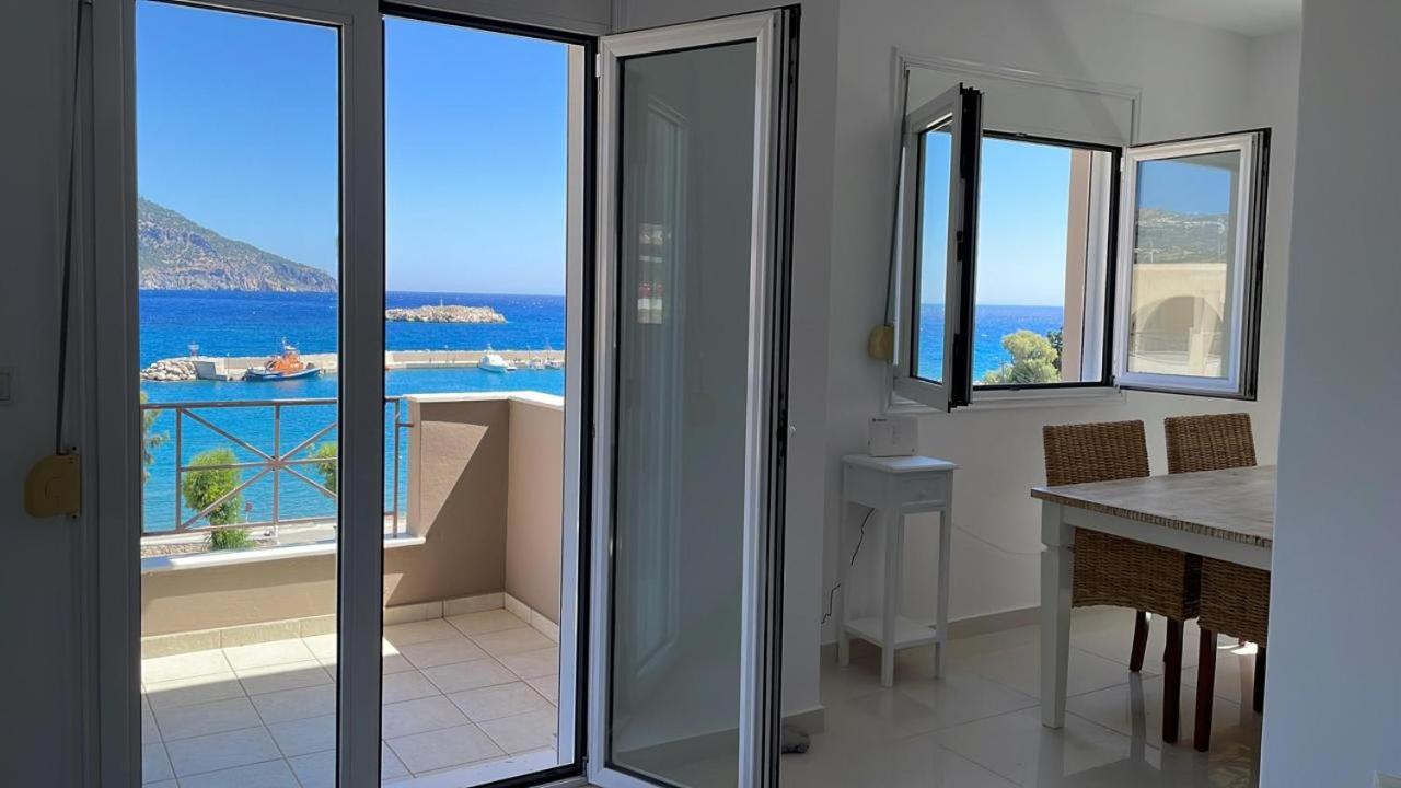 Locals Apartment Karpathos Екстериор снимка